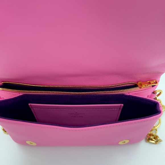 Louis Vuitton Lambskin Embossed Monogram Vuittamins Pochette Coussin Rose Violet - Picture 4 of 15